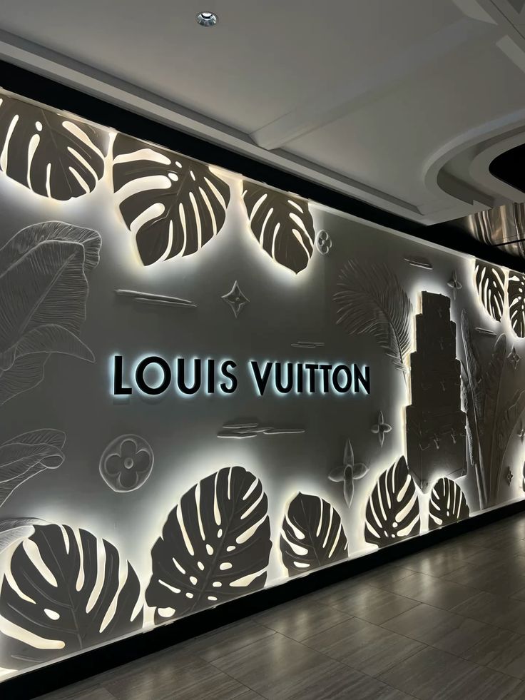 Univers LV